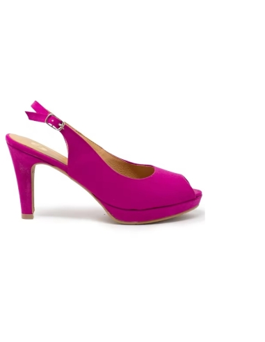 Daniela Vega 1615 buganvilla