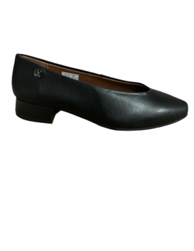 SABRINA PIEL CON TACON