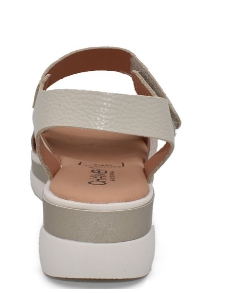 SANDALIAS CON CUÑA BEIG 17683